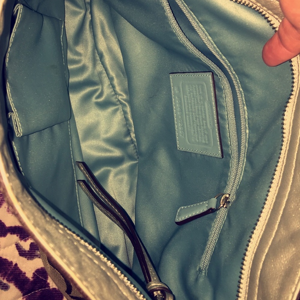 Coach Handbag - Picture 3 of 3